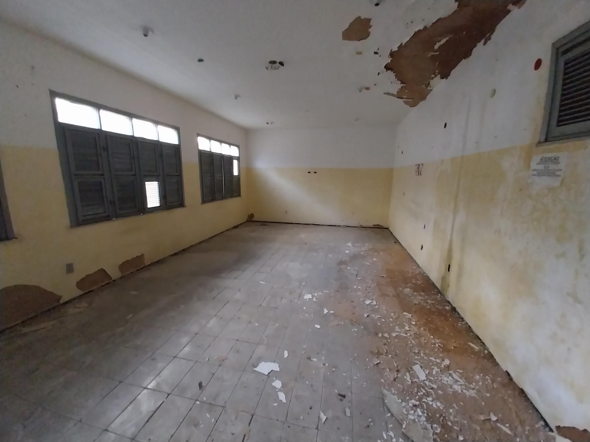 Casa à venda e aluguel com 15 quartos, 456m² - Foto 21