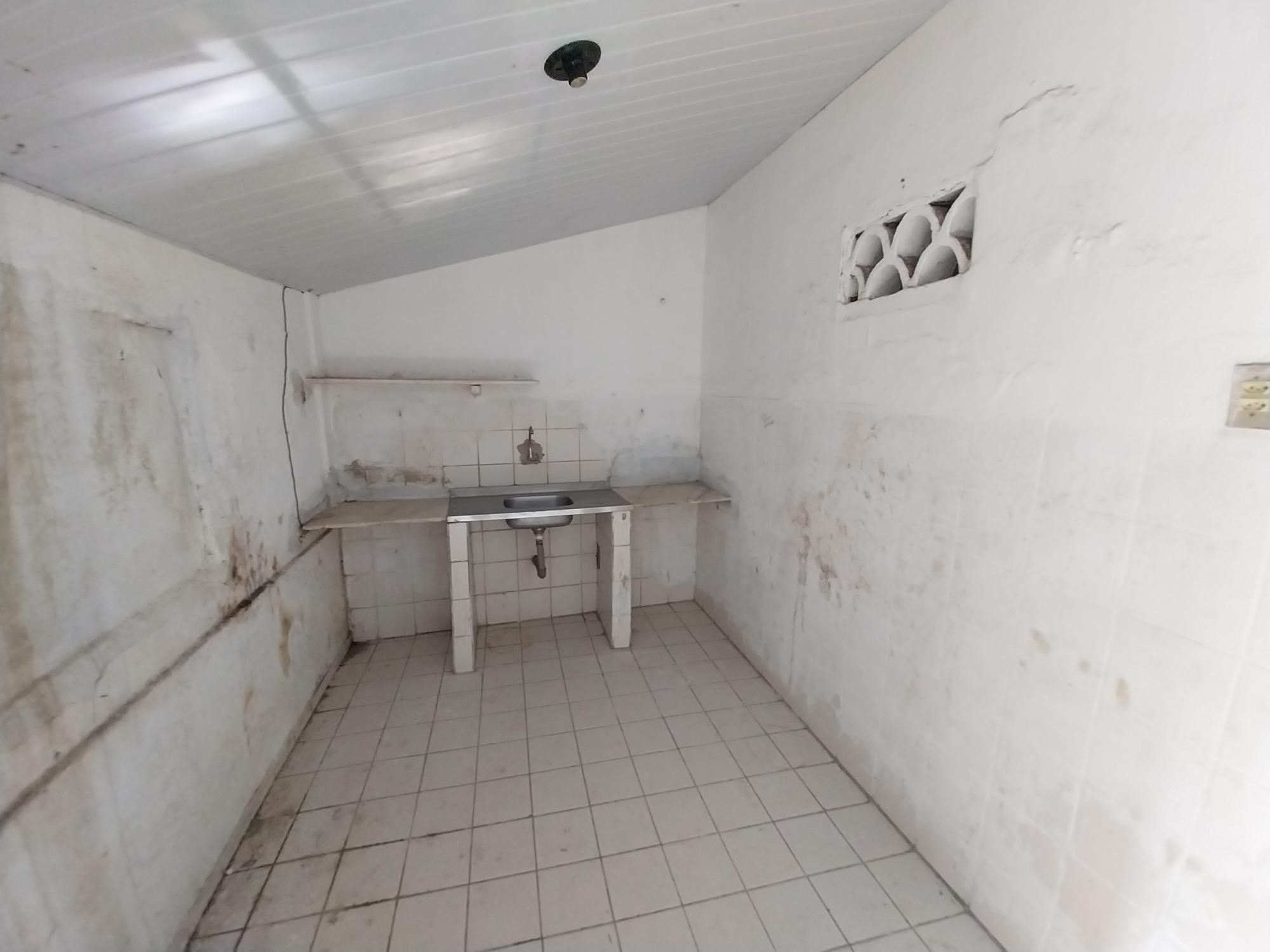 Casa para alugar com 2 quartos, 86m² - Foto 20
