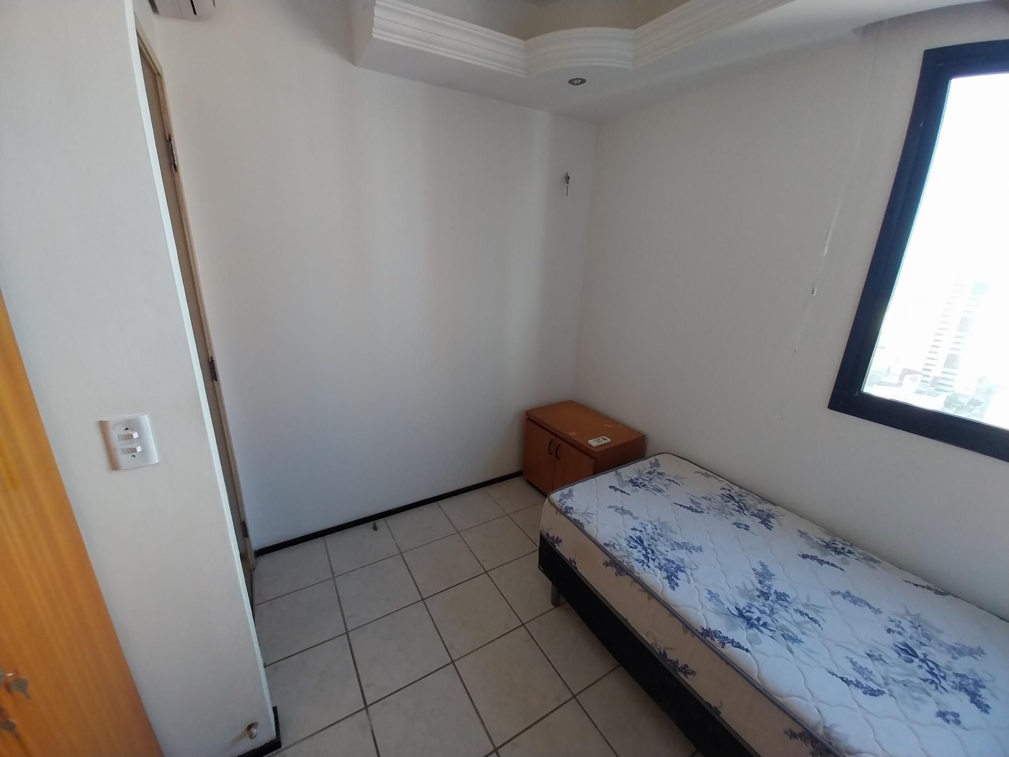 Apartamento para alugar com 2 quartos, 67m² - Foto 32