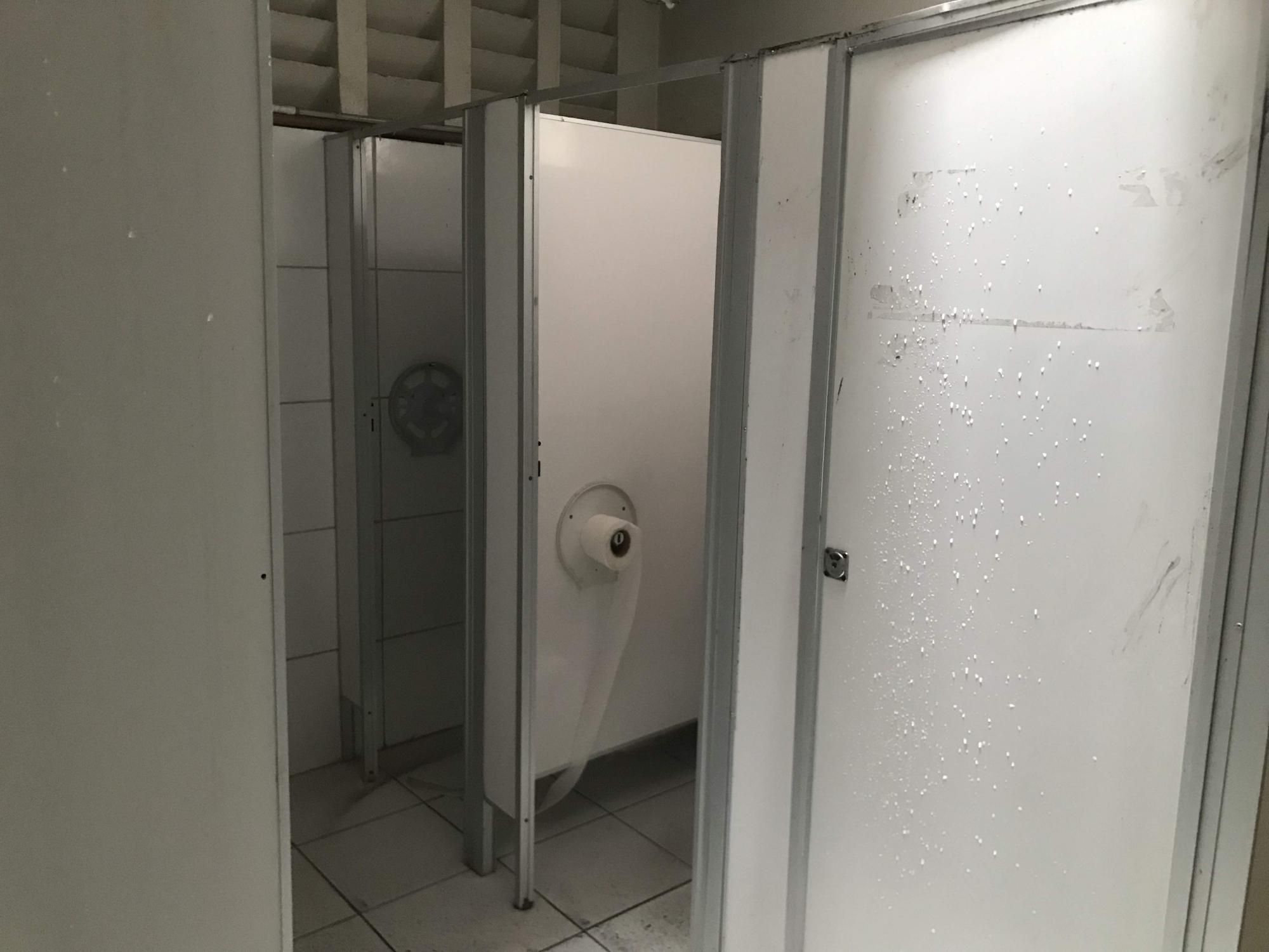 Prédio Inteiro para alugar com 12 quartos, 977m² - Foto 27