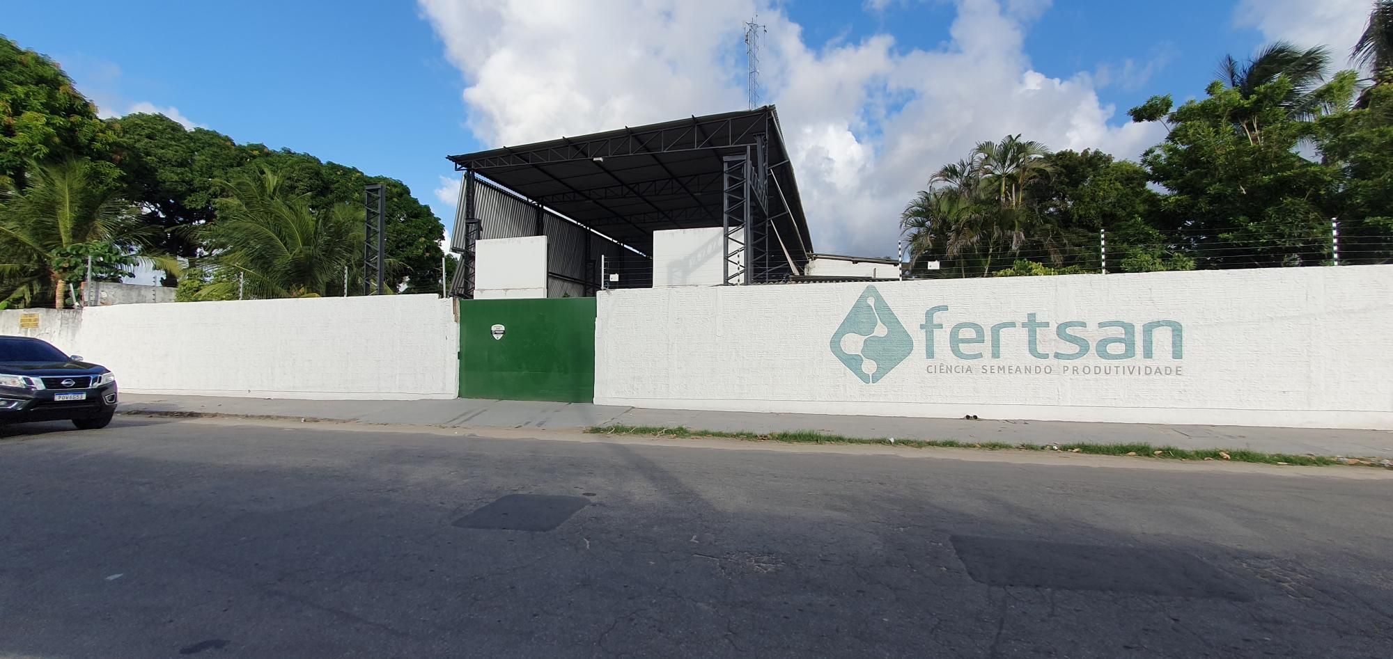 Depósito-Galpão-Armazém à venda com 20 quartos, 2117m² - Foto 3