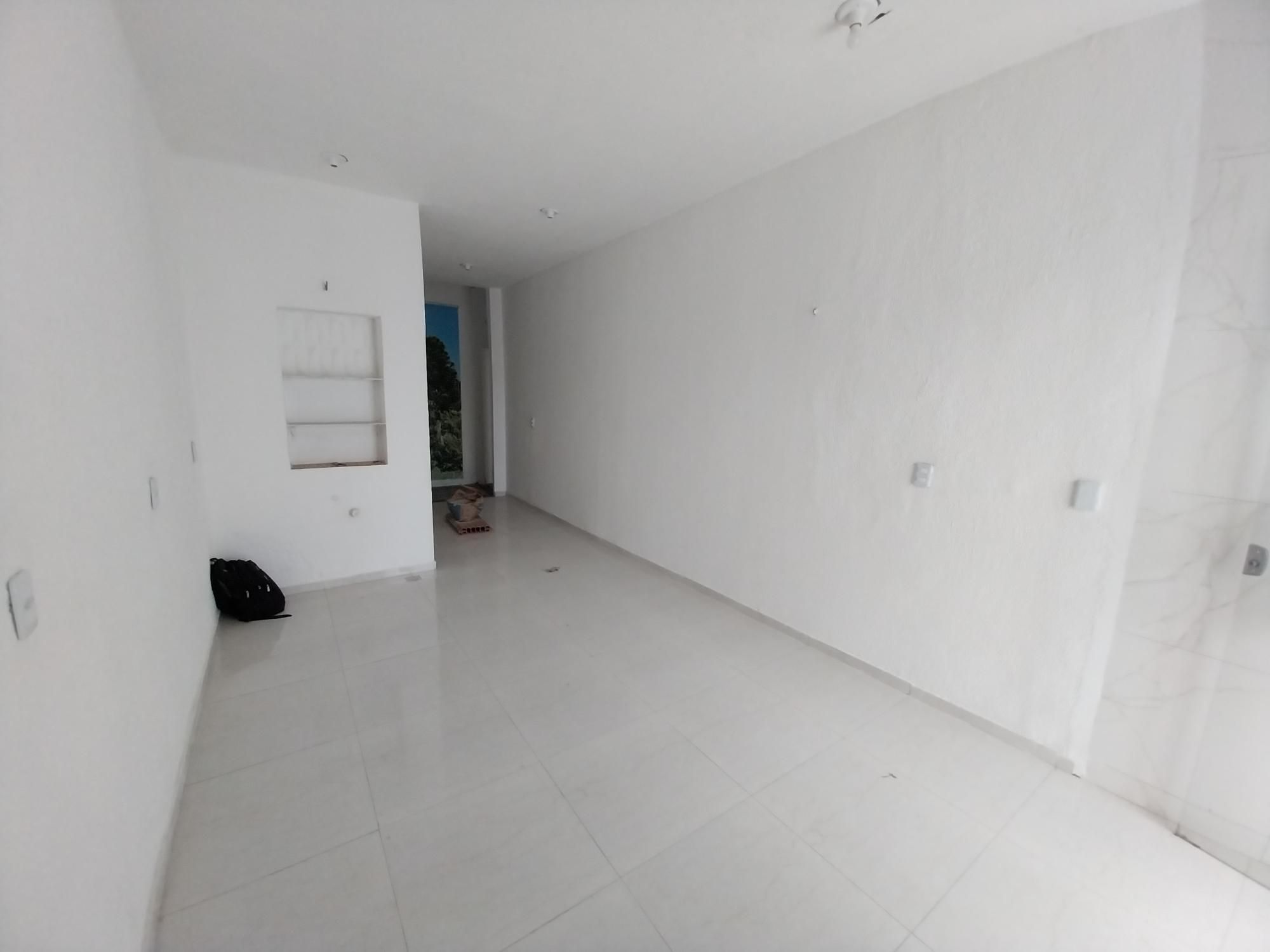 Casa para alugar com 4 quartos, 250m² - Foto 14