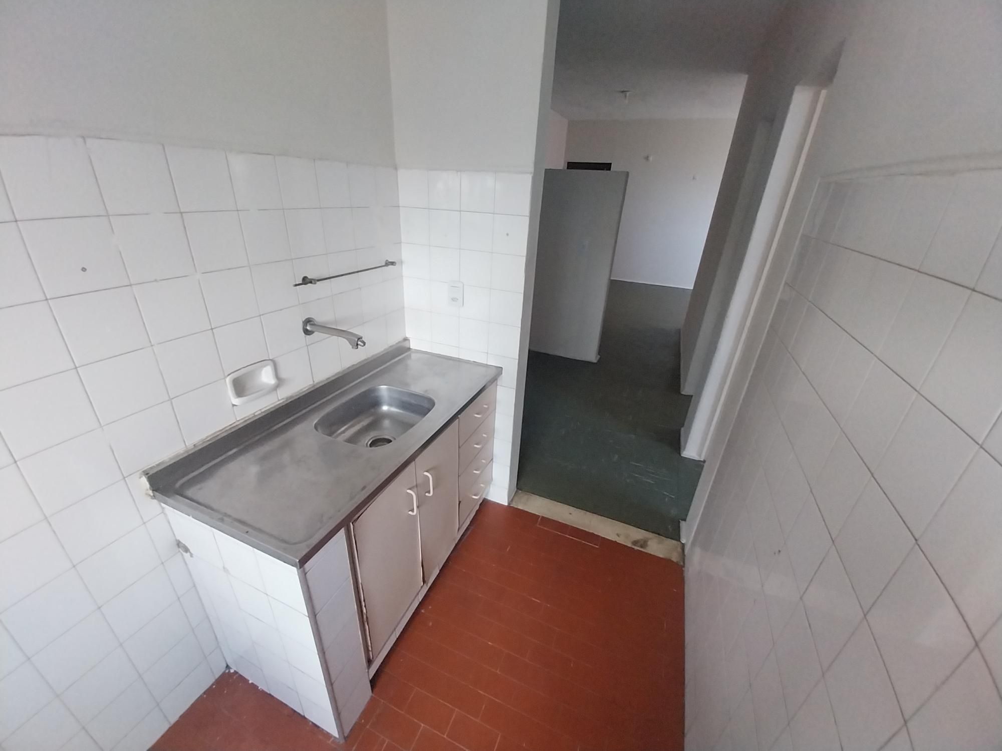 Apartamento à venda com 2 quartos, 68m² - Foto 23