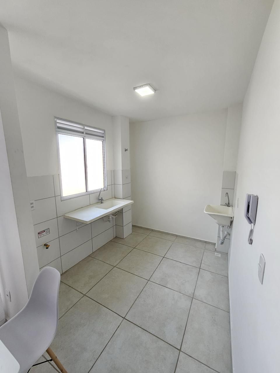 Apartamento à venda com 2 quartos, 40m² - Foto 13