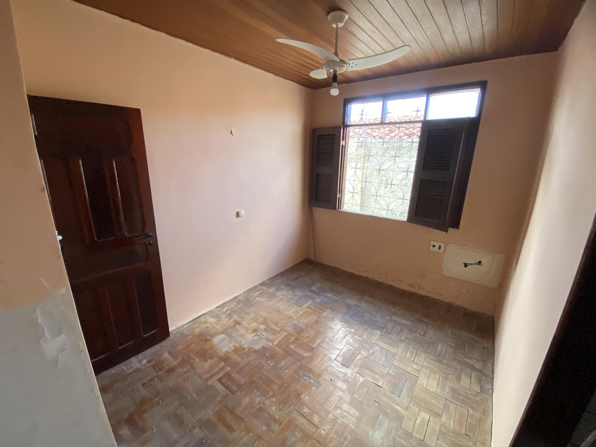 Casa à venda com 4 quartos, 149m² - Foto 27