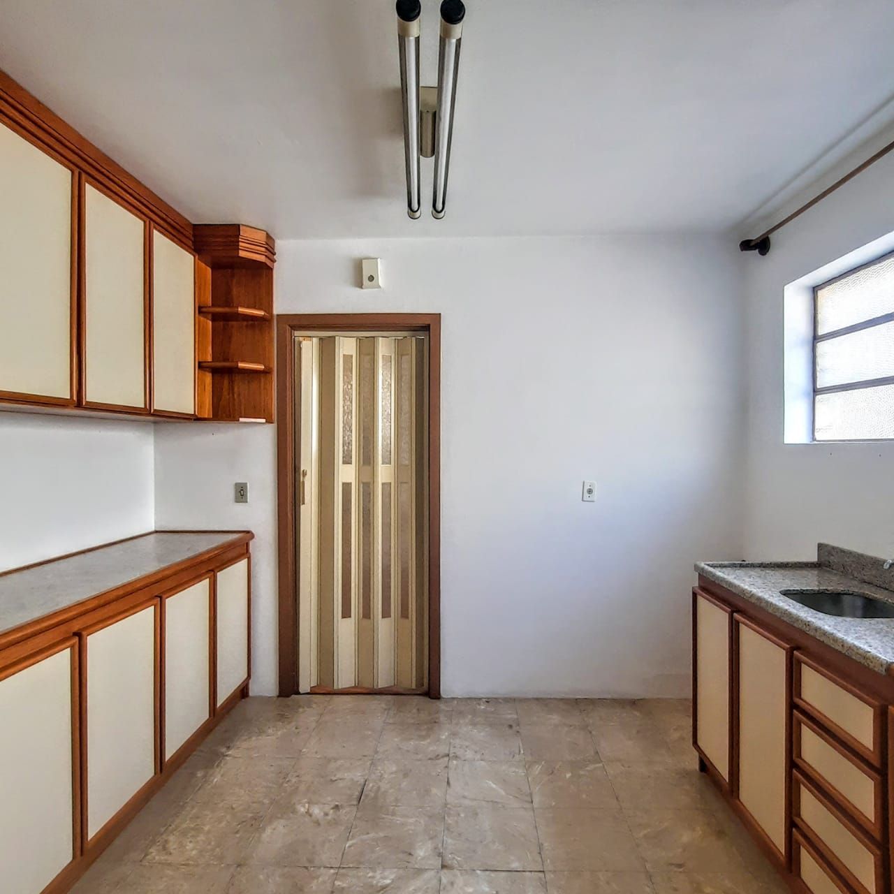 Apartamento à venda com 3 quartos, 80m² - Foto 5