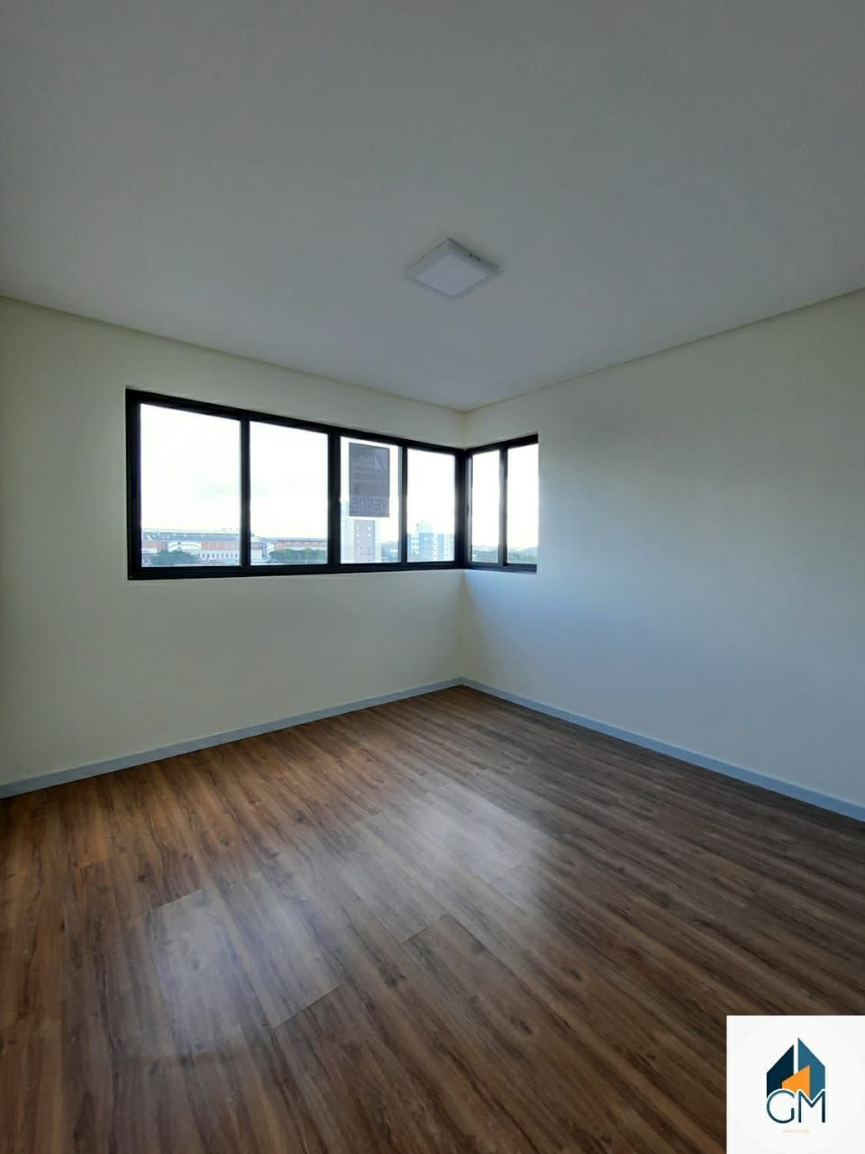 Apartamento à venda com 1 quarto, 39m² - Foto 2