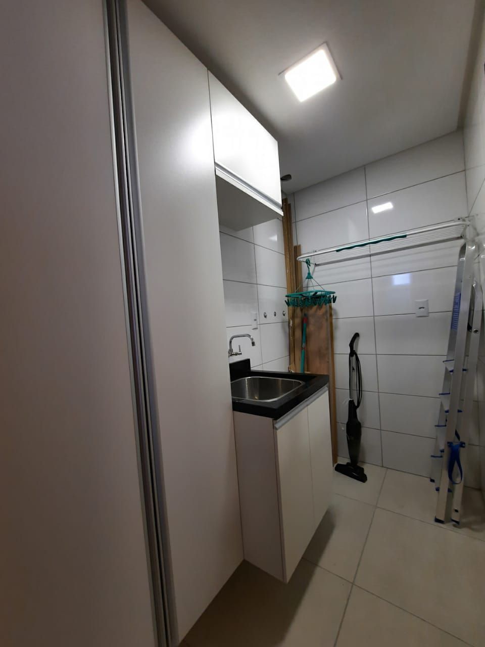 Apartamento à venda com 2 quartos, 60m² - Foto 9