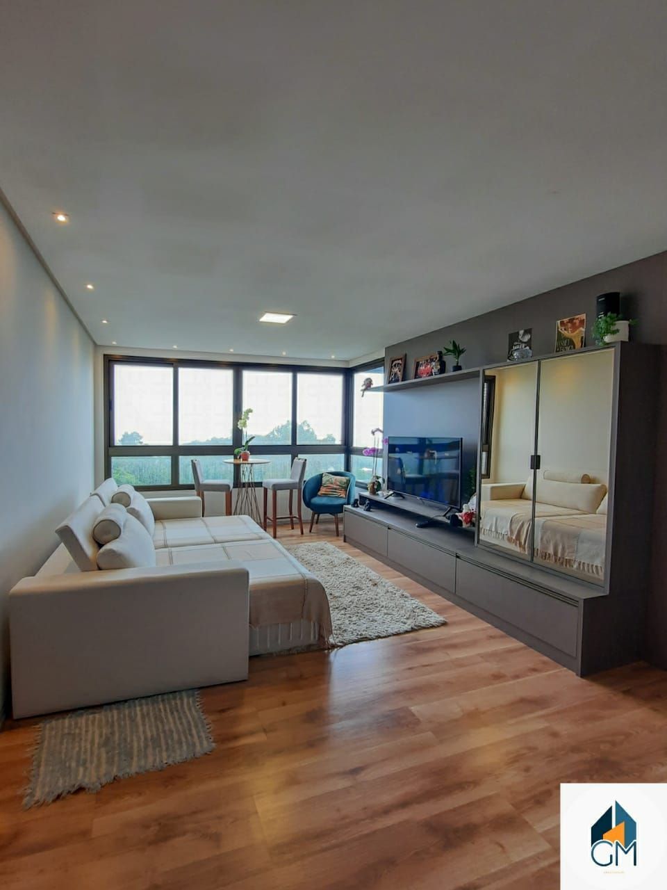 Apartamento à venda com 2 quartos, 60m² - Foto 2