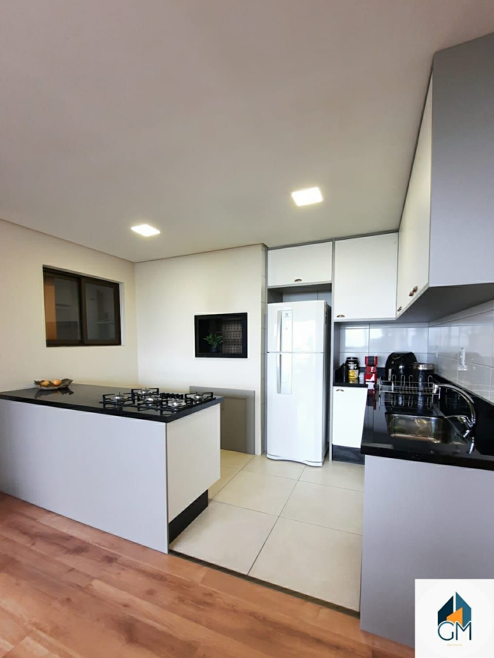 Apartamento à venda com 2 quartos, 60m² - Foto 3