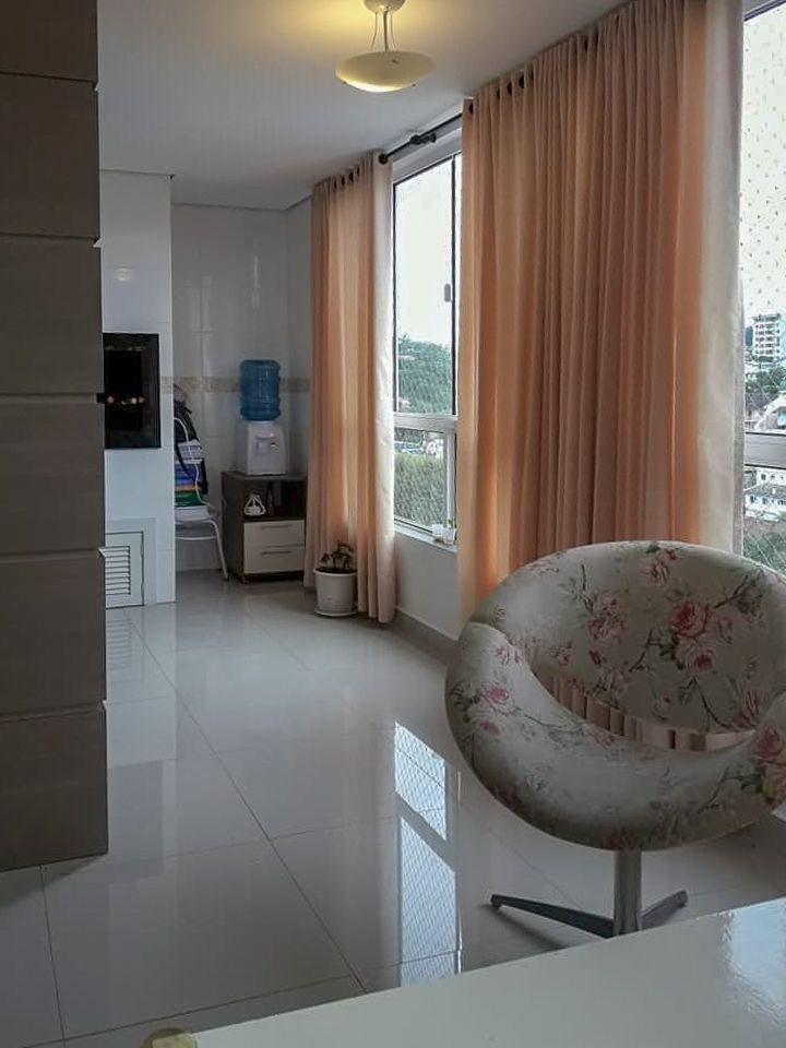 Apartamento à venda com 2 quartos, 72m² - Foto 10