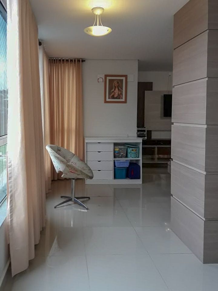 Apartamento à venda com 2 quartos, 72m² - Foto 3