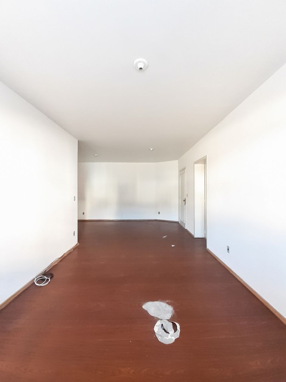 Apartamento à venda com 3 quartos, 106m² - Foto 4