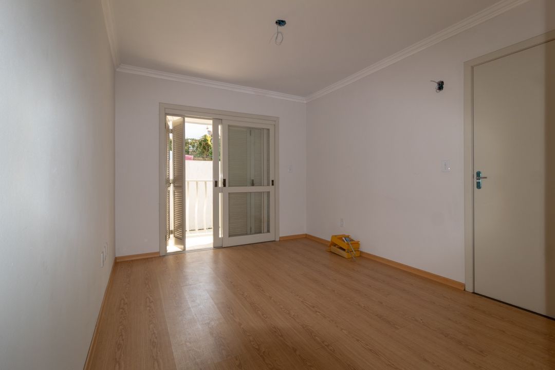 Apartamento à venda com 3 quartos, 119m² - Foto 3