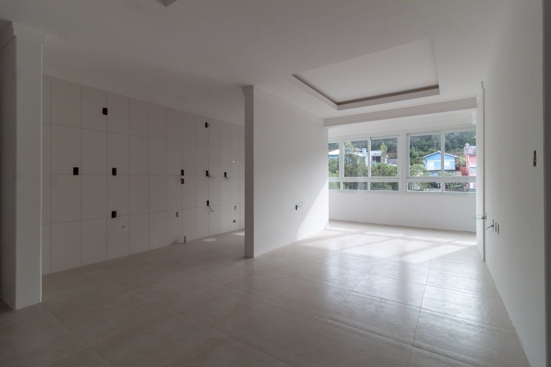 Apartamento à venda com 2 quartos, 71m² - Foto 1