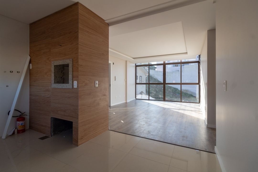 Apartamento à venda com 2 quartos, 69m² - Foto 1