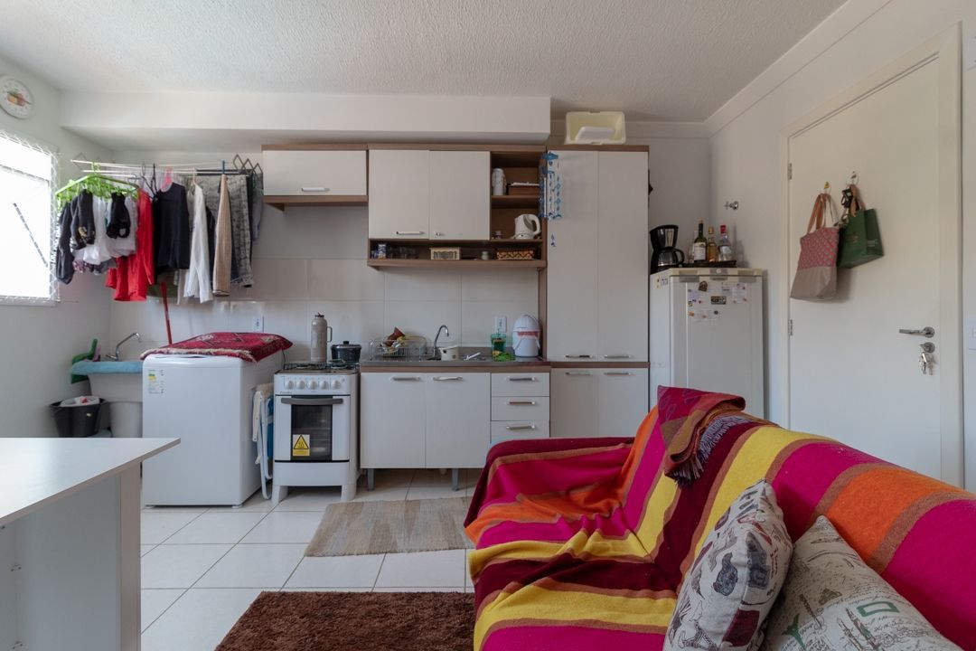 Apartamento à venda com 1 quarto, 29m² - Foto 2