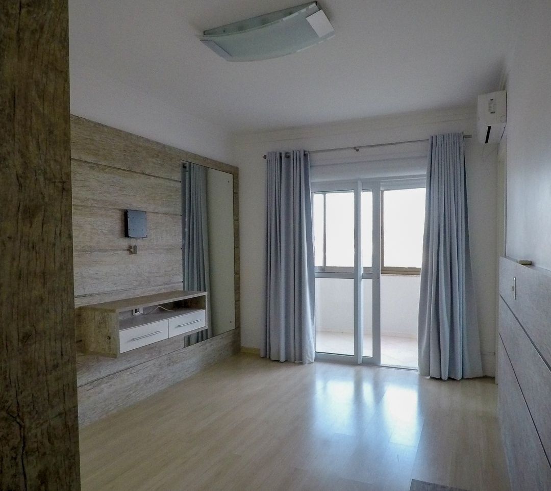 Apartamento à venda com 3 quartos, 113m² - Foto 10