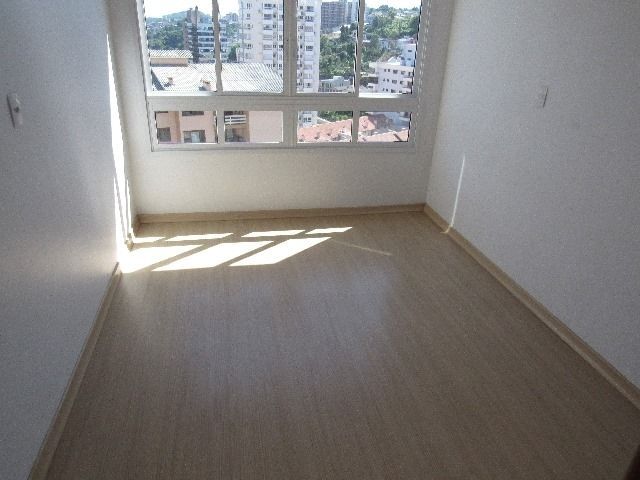 Apartamento à venda com 2 quartos, 61m² - Foto 2