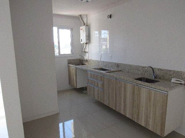 Apartamento à venda com 2 quartos, 61m² - Foto 3