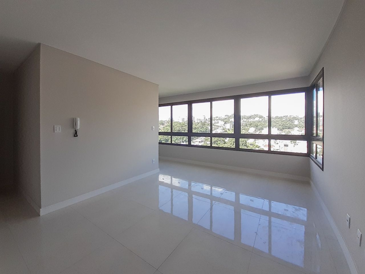 Apartamento à venda com 2 quartos, 62m² - Foto 5