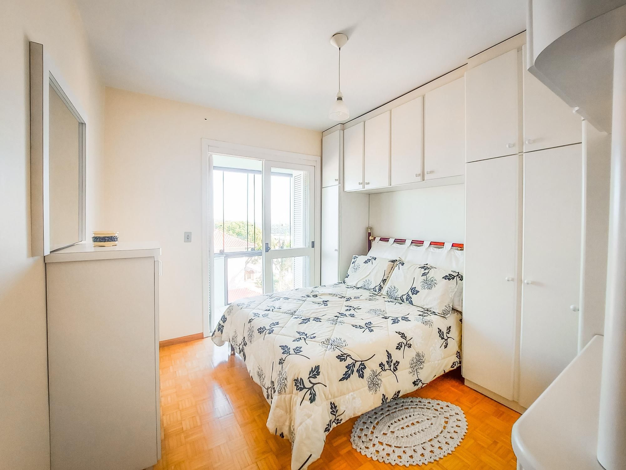 Apartamento à venda com 2 quartos, 90m² - Foto 1