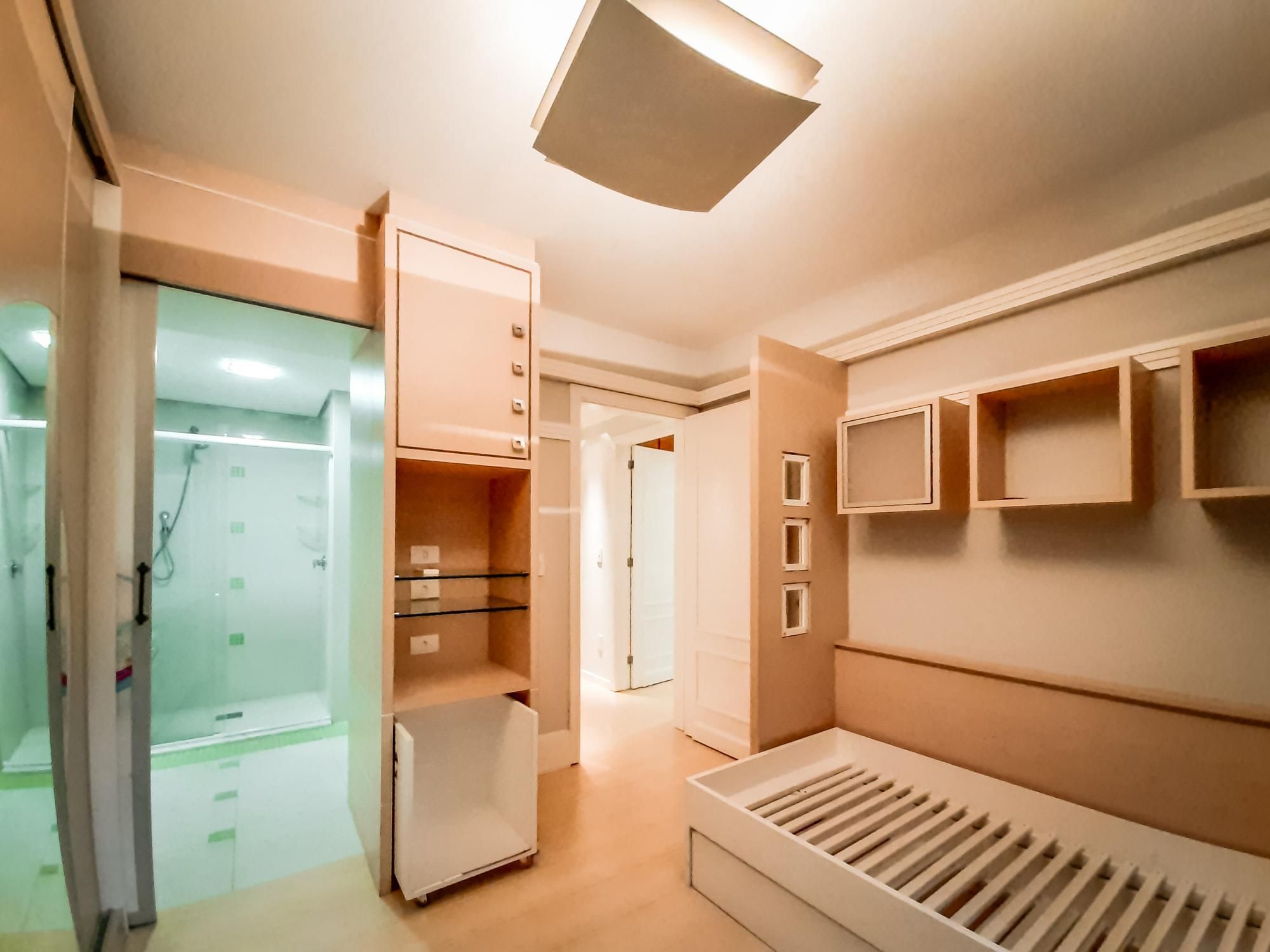 Apartamento à venda com 3 quartos, 203m² - Foto 25