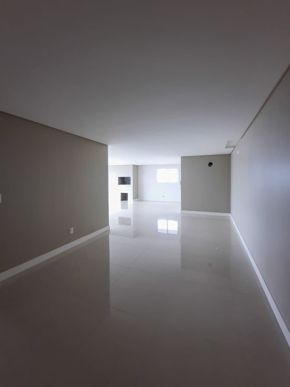 Apartamento à venda com 3 quartos, 166m² - Foto 3