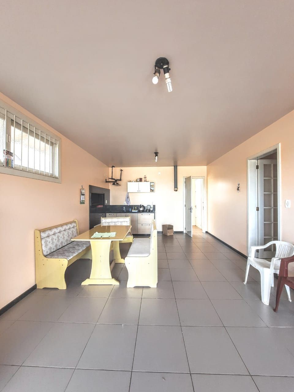 Casa à venda com 3 quartos, 118m² - Foto 4