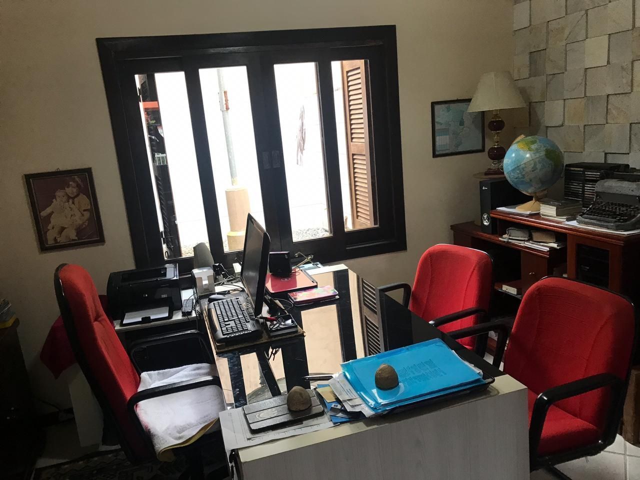 Casa à venda com 3 quartos, 280m² - Foto 9