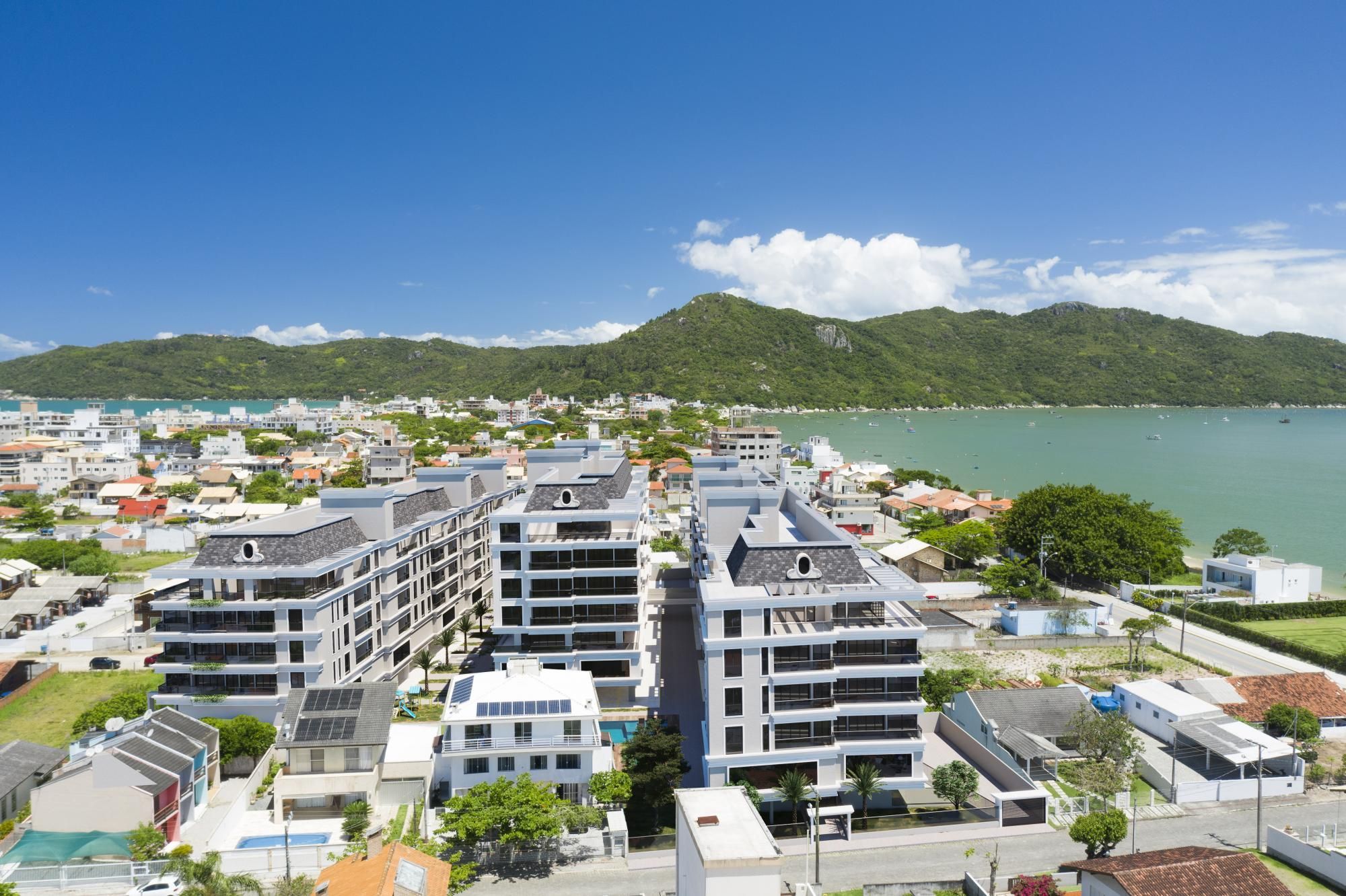 Apartamento à venda  no Canto Grande - Bombinhas, SC. Imóveis