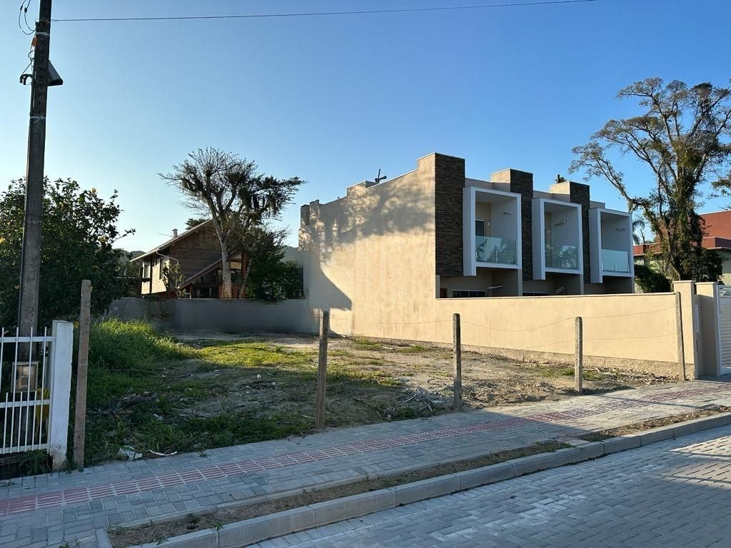 Terreno/Lote à venda  no Mariscal - Bombinhas, SC. Imóveis