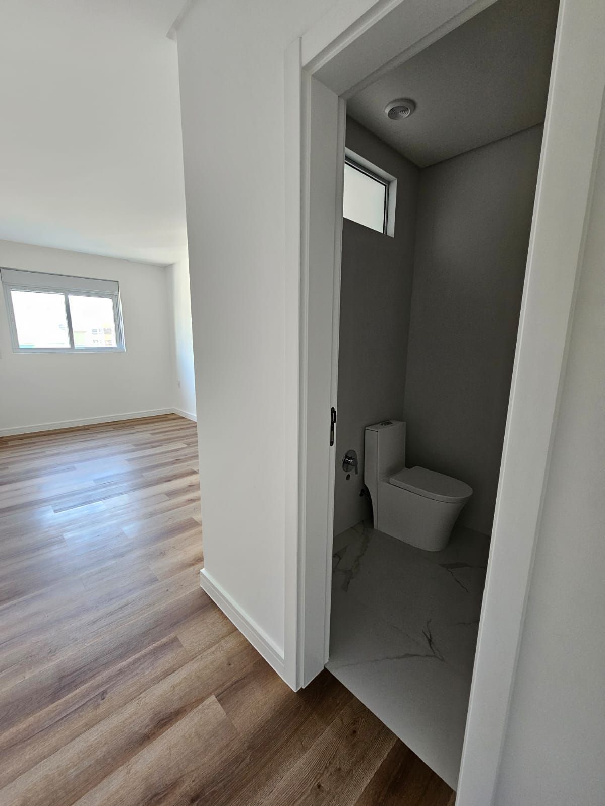 SUITE.jpg-name-a59f63433cdabcdcd41ab028011a087c5d81218eac474b0c696e4241d569dc8f.jpg