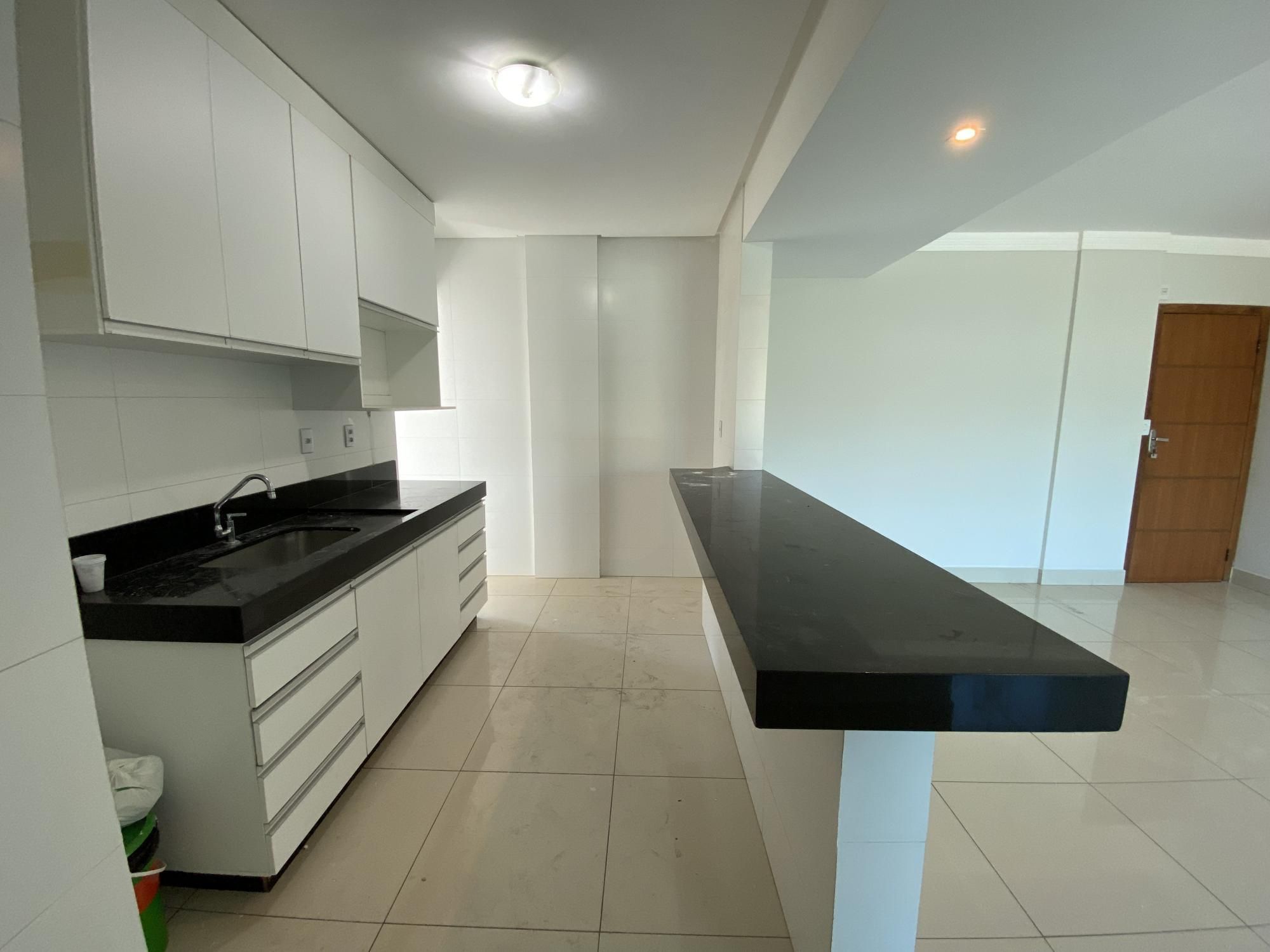 Apartamento à venda com 3 quartos, 117m² - Foto 10