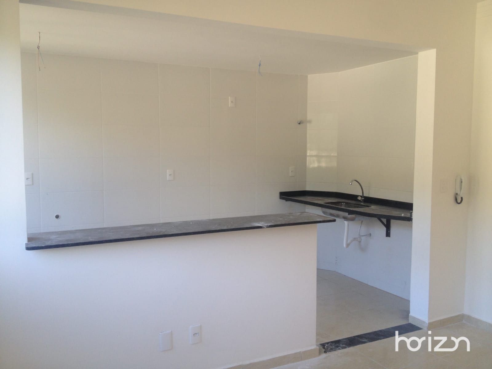 Apartamento à venda com 2 quartos, 75m² - Foto 5