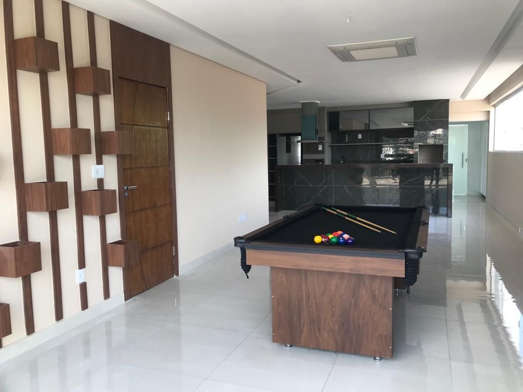 Cobertura à venda com 3 quartos, 220m² - Foto 1