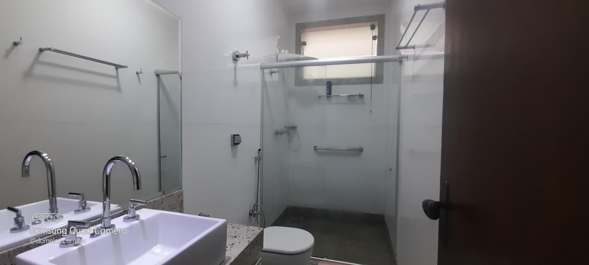 Casa à venda com 3 quartos, 250m² - Foto 11