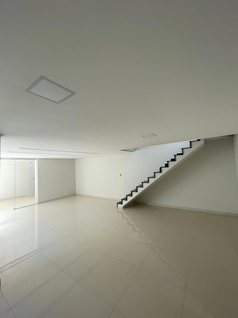 Casa à venda com 3 quartos, 150m² - Foto 7