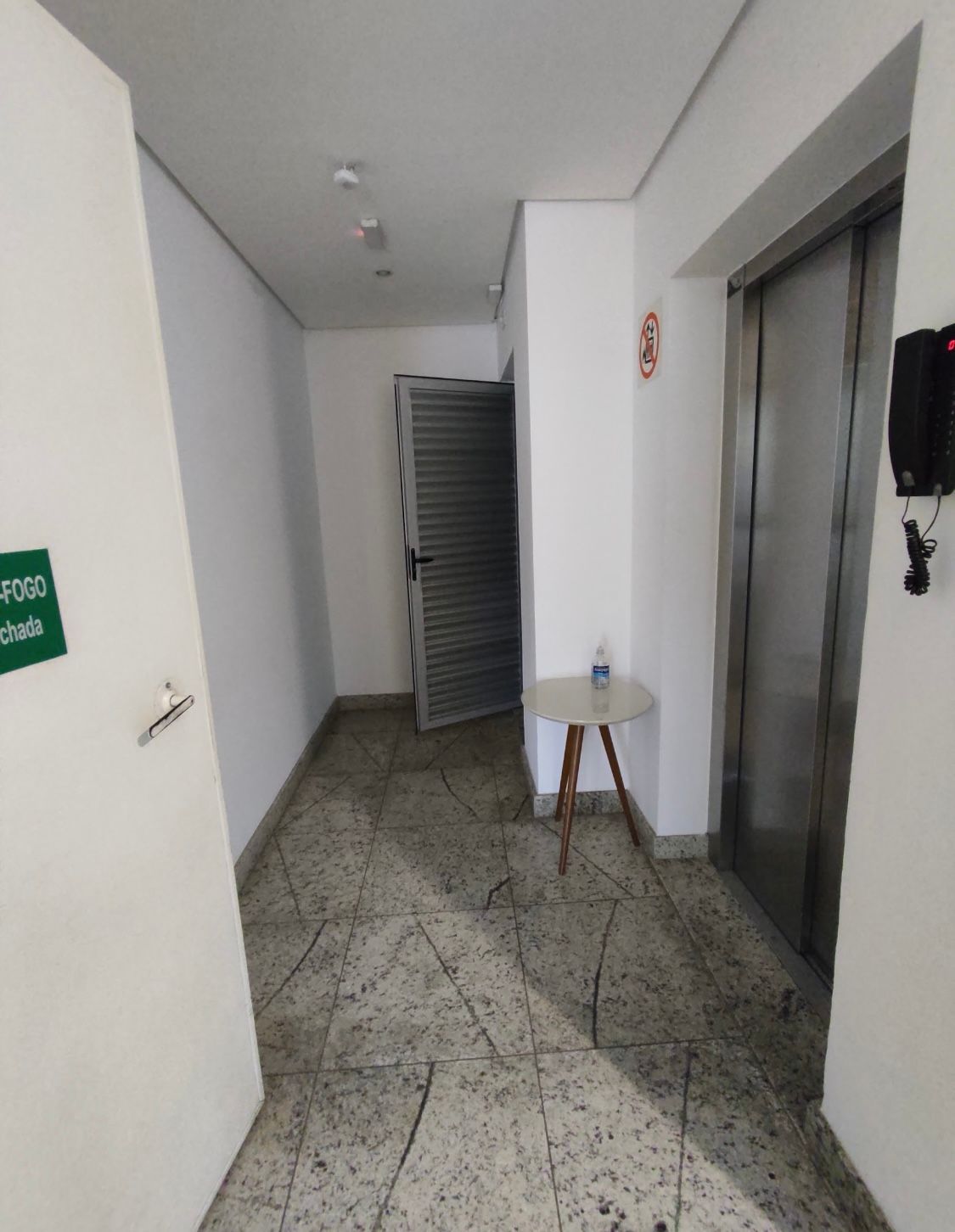 Apartamento à venda com 3 quartos, 120m² - Foto 3