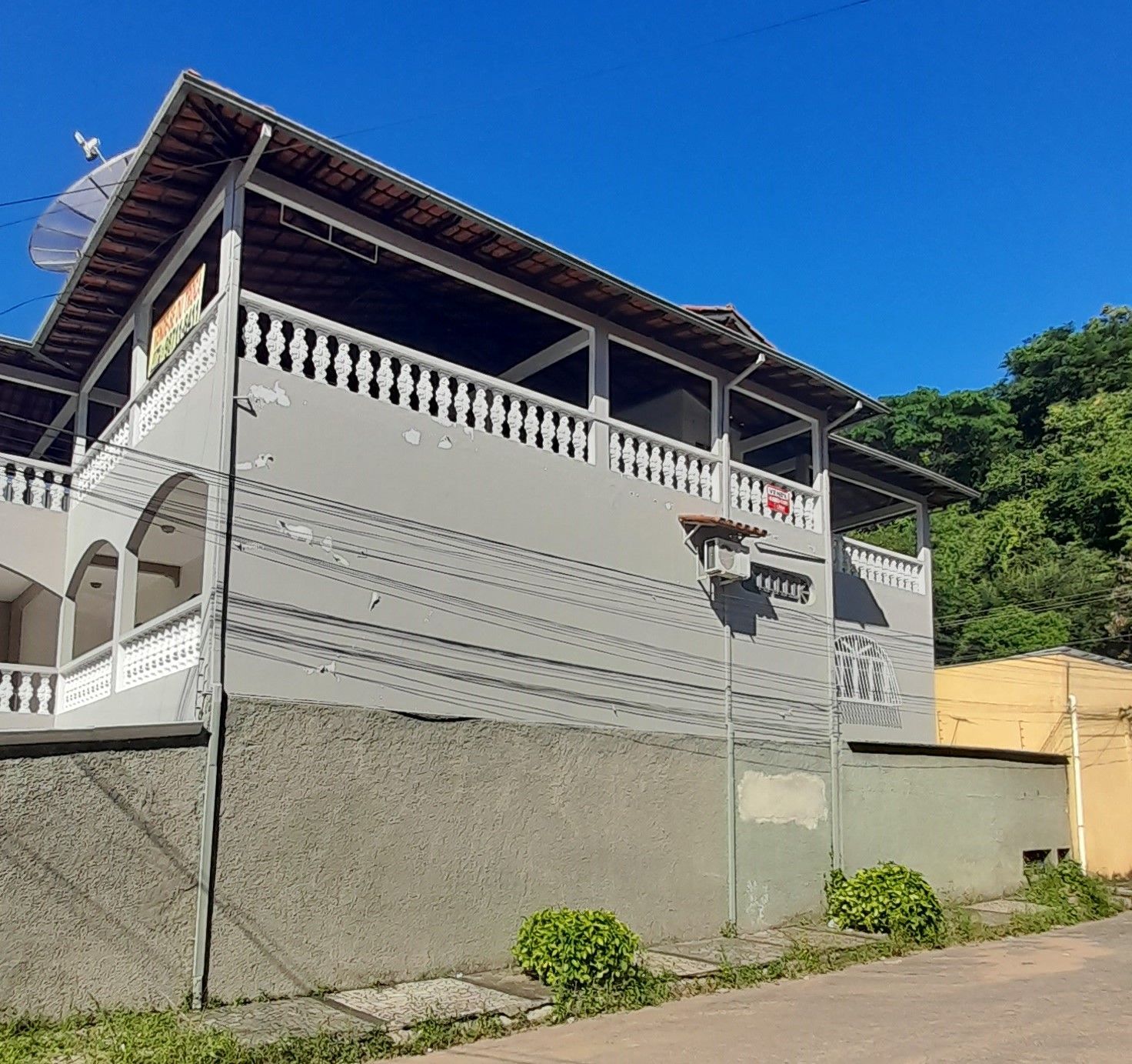 Casa à venda com 3 quartos, 400m² - Foto 2