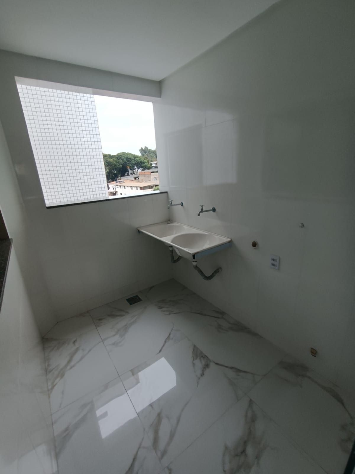 Apartamento à venda com 3 quartos, 106m² - Foto 6