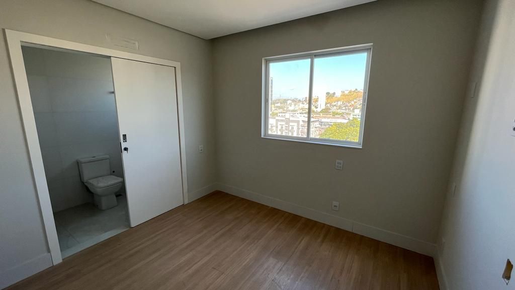 Cobertura à venda com 3 quartos, 300m² - Foto 10