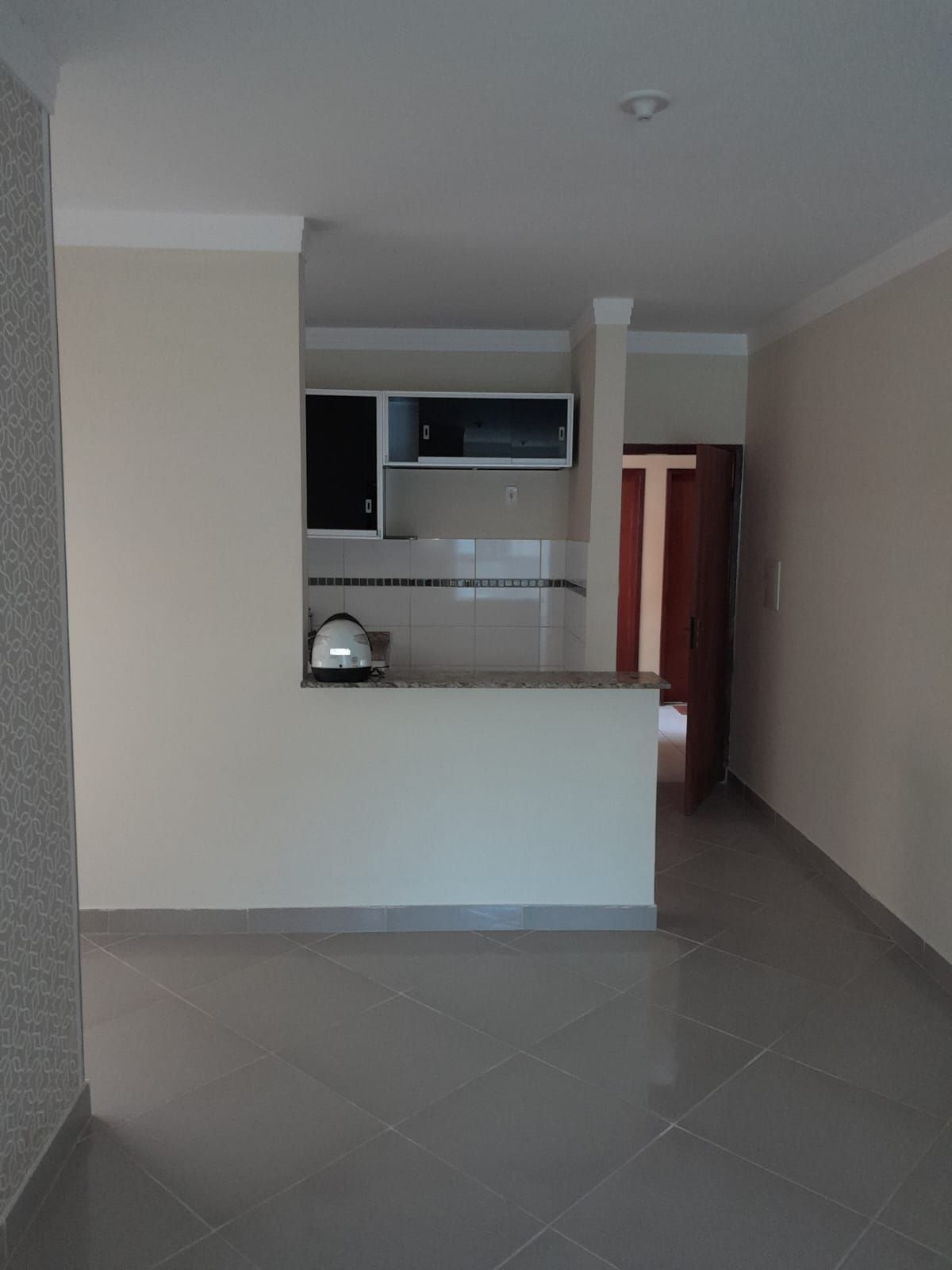 Apartamento à venda com 2 quartos, 70m² - Foto 2