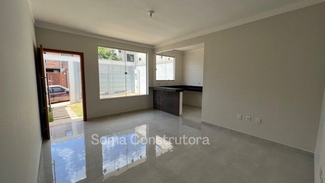 Casa à venda com 3 quartos, 100m² - Foto 7