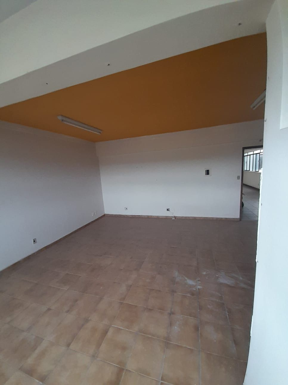 Conjunto Comercial-Sala para alugar com 1 quarto, 40m² - Foto 4