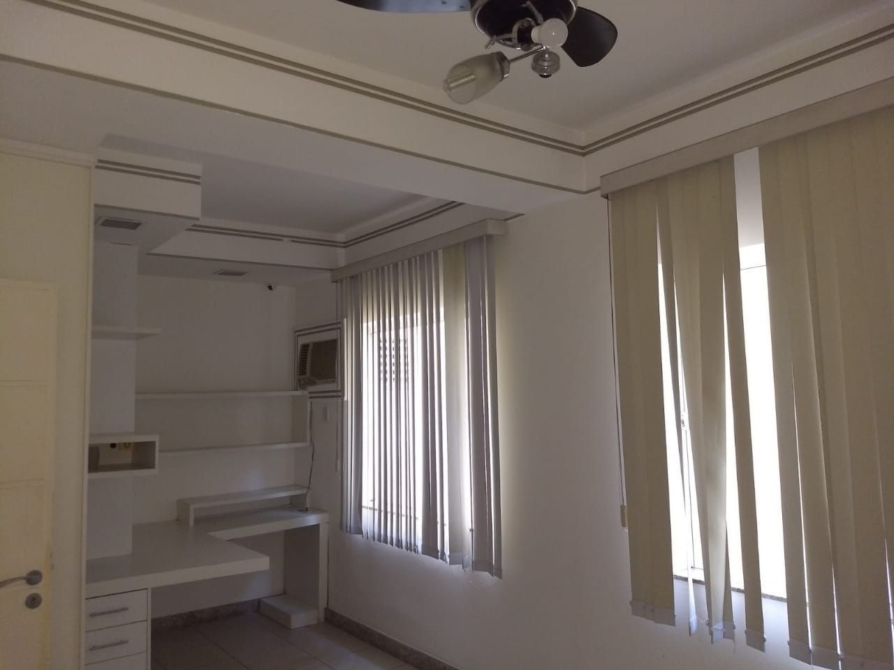 Casa à venda com 5 quartos, 600m² - Foto 16