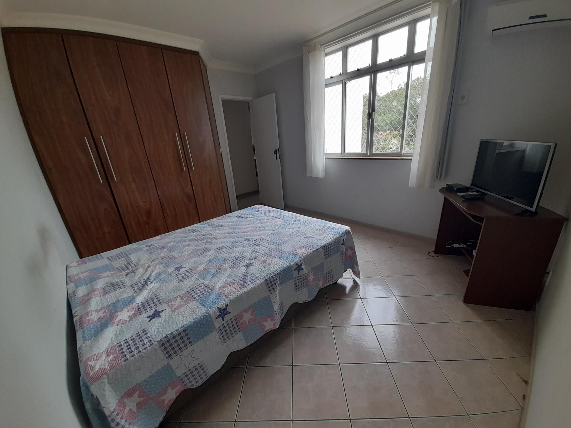 Casa à venda com 4 quartos, 325m² - Foto 12