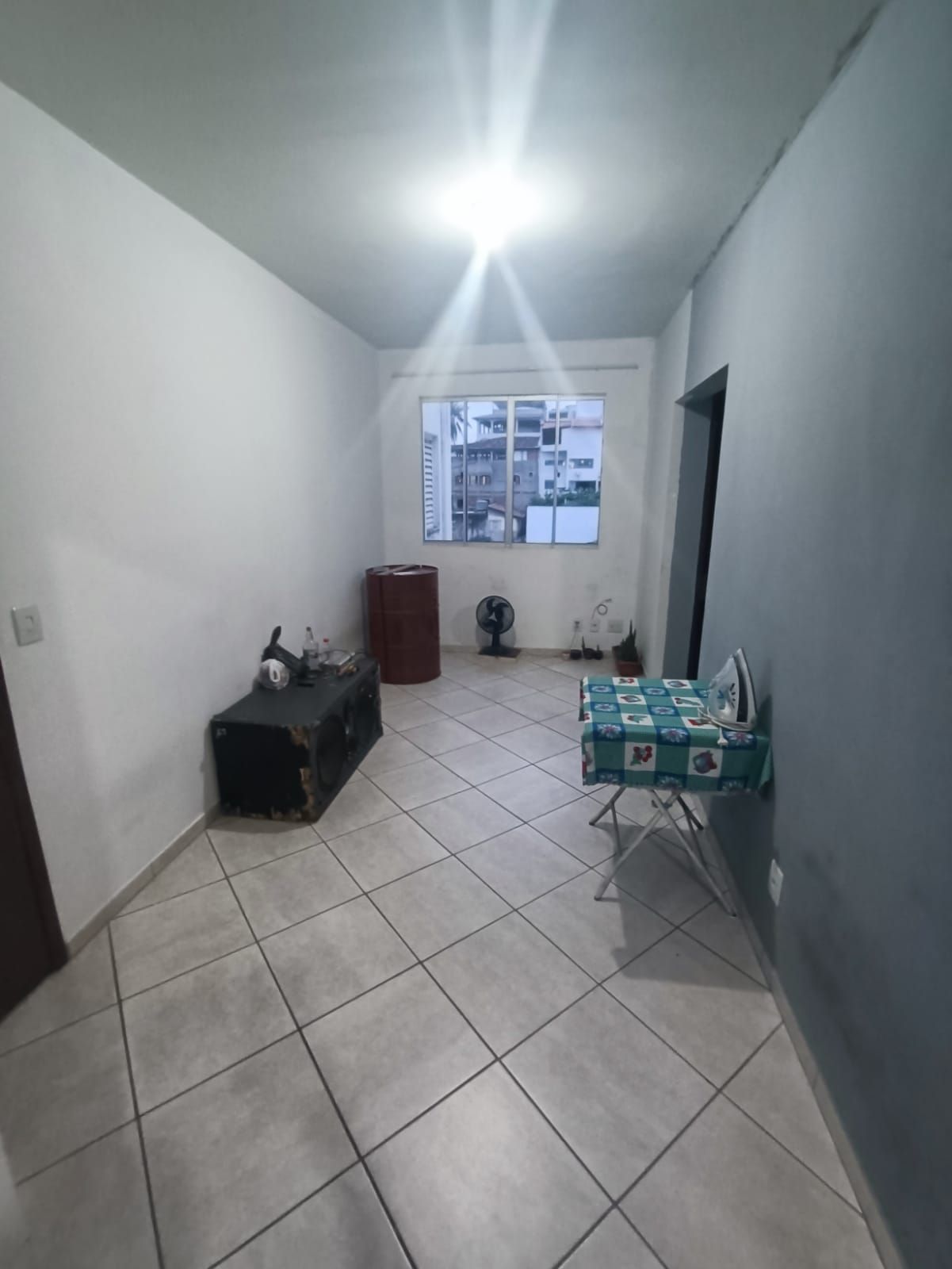 Apartamento à venda com 2 quartos, 79m² - Foto 4