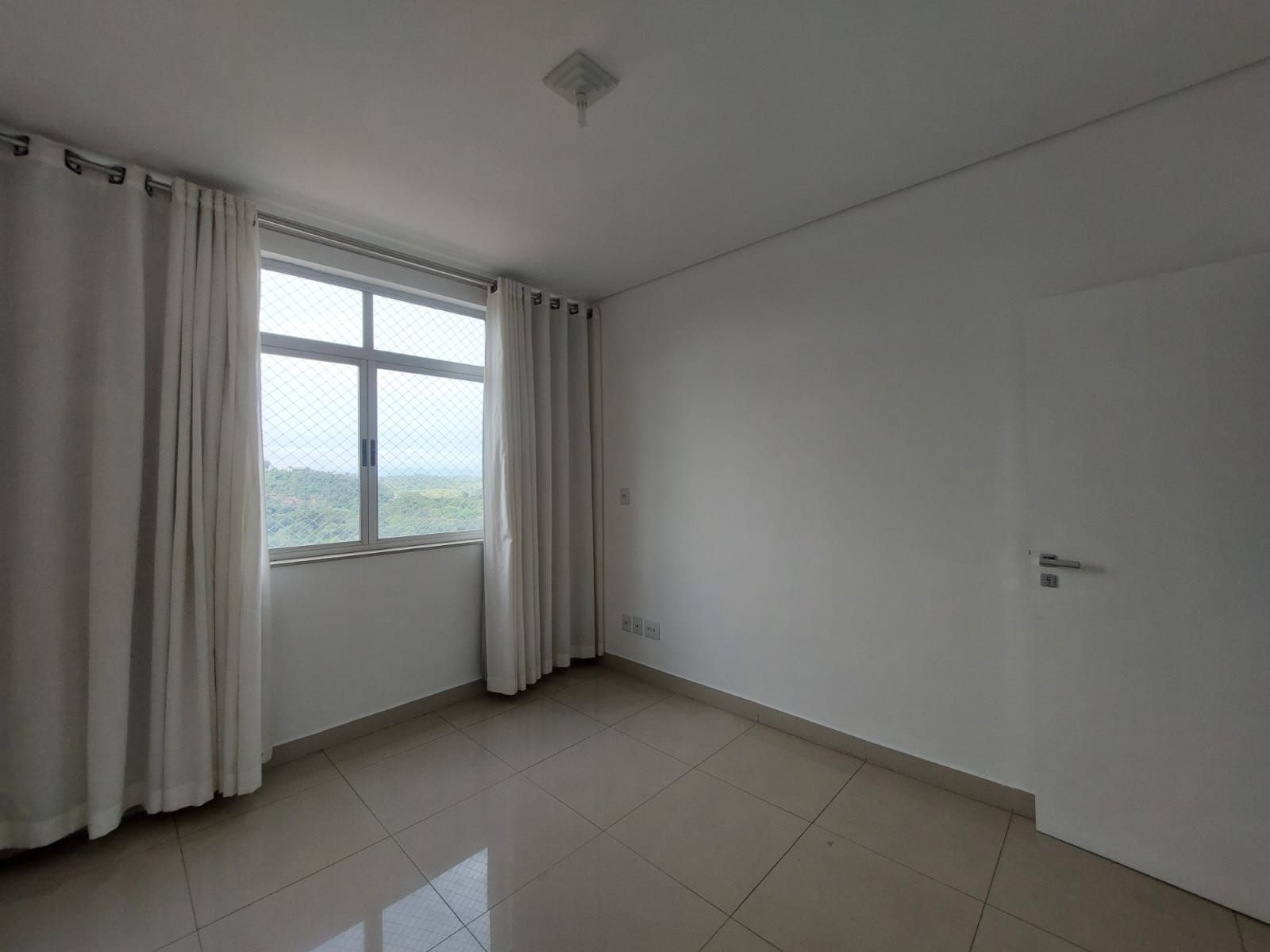 Apartamento à venda com 3 quartos, 100m² - Foto 10