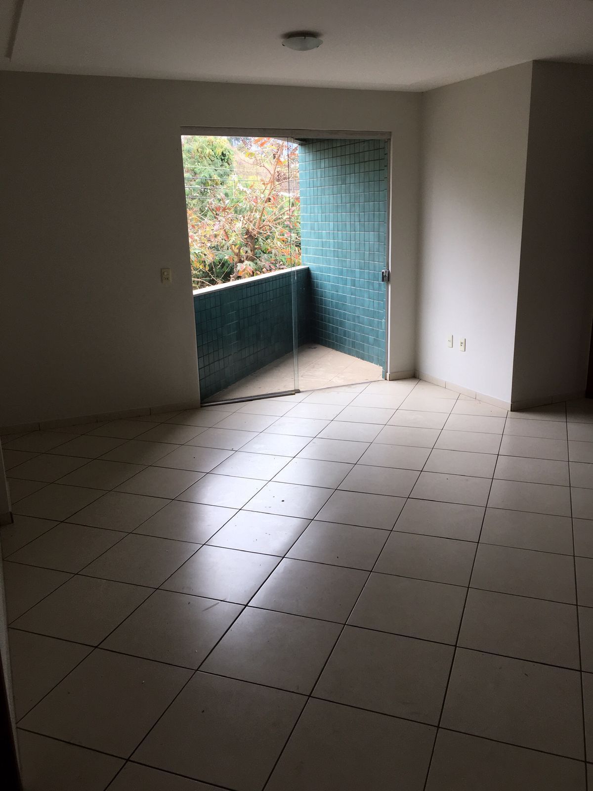 Apartamento à venda com 3 quartos, 111m² - Foto 4